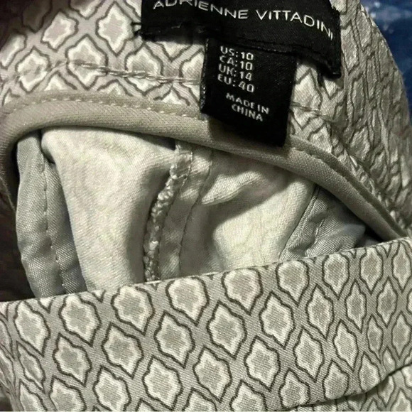 Adrienne Vittadini Stretchy Straight Pants  - Gray and White geo pattern-Size 10 - Picture 3 of 9